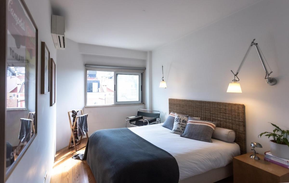 City Center - Avenida Da Liberdade - 2 Bedrooms Apartment * Lisbon